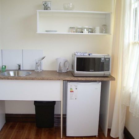 Dee'S Bnb Pretoria-Noord 外观 照片