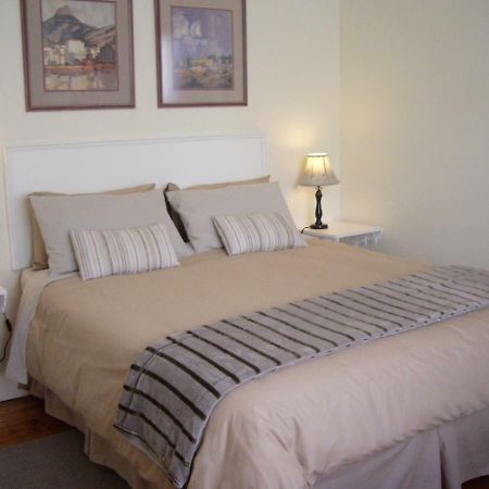 Dee'S Bnb Pretoria-Noord 外观 照片