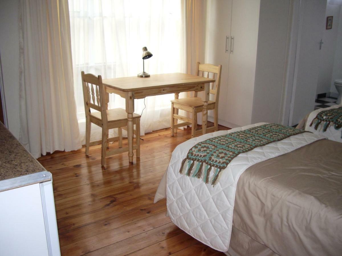 Dee'S Bnb Pretoria-Noord 外观 照片